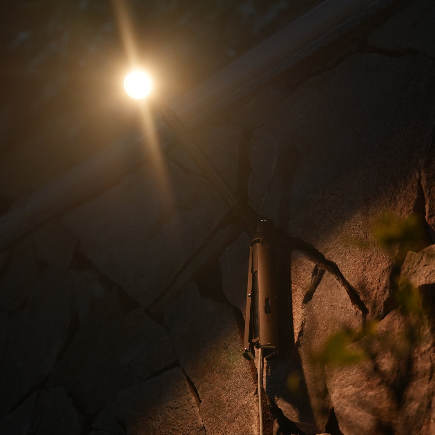 TD2 Telescopic Lantern Wall Hook Kit