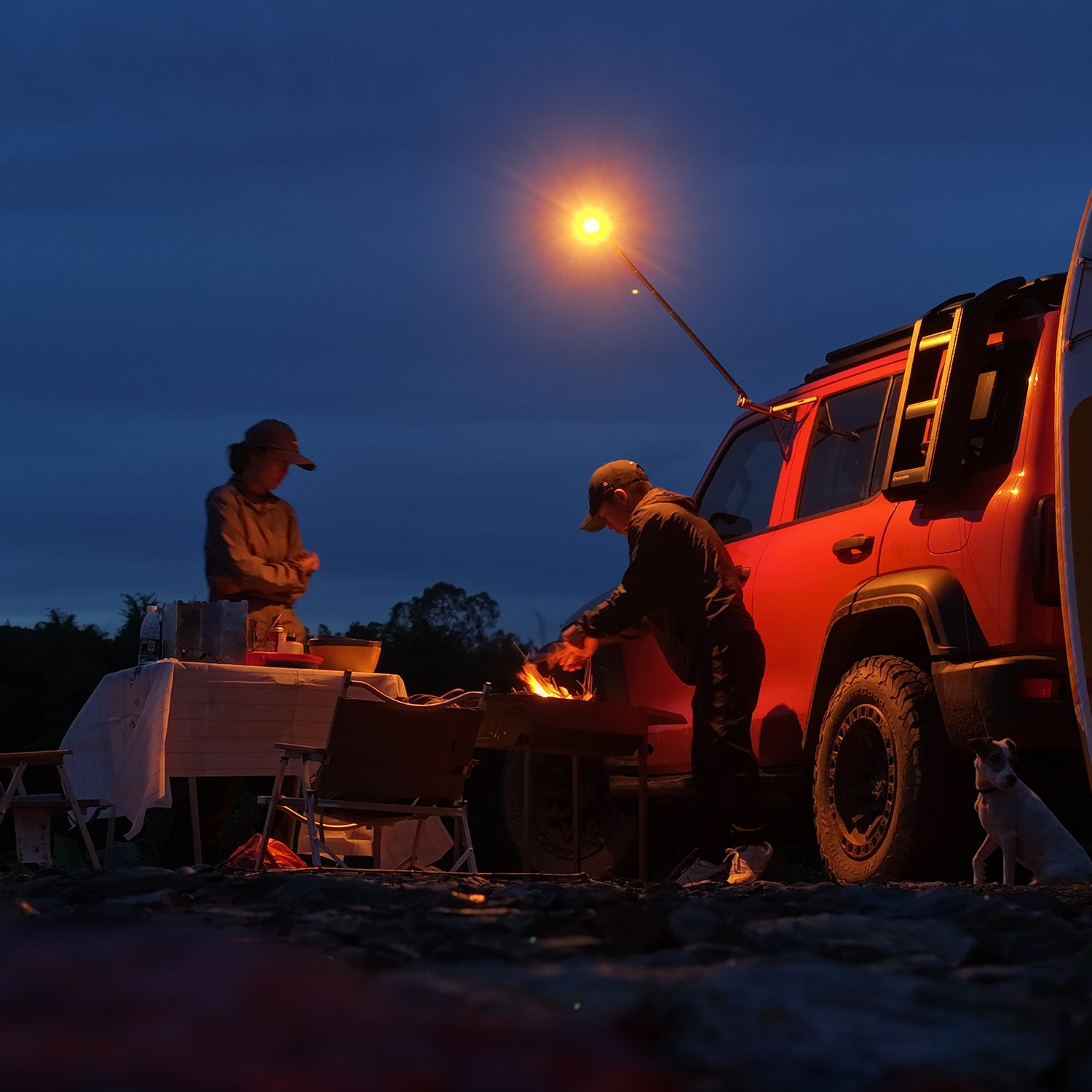 Portable Outdoor Lights TD2| Rechargeable & Telescopic - ouTask