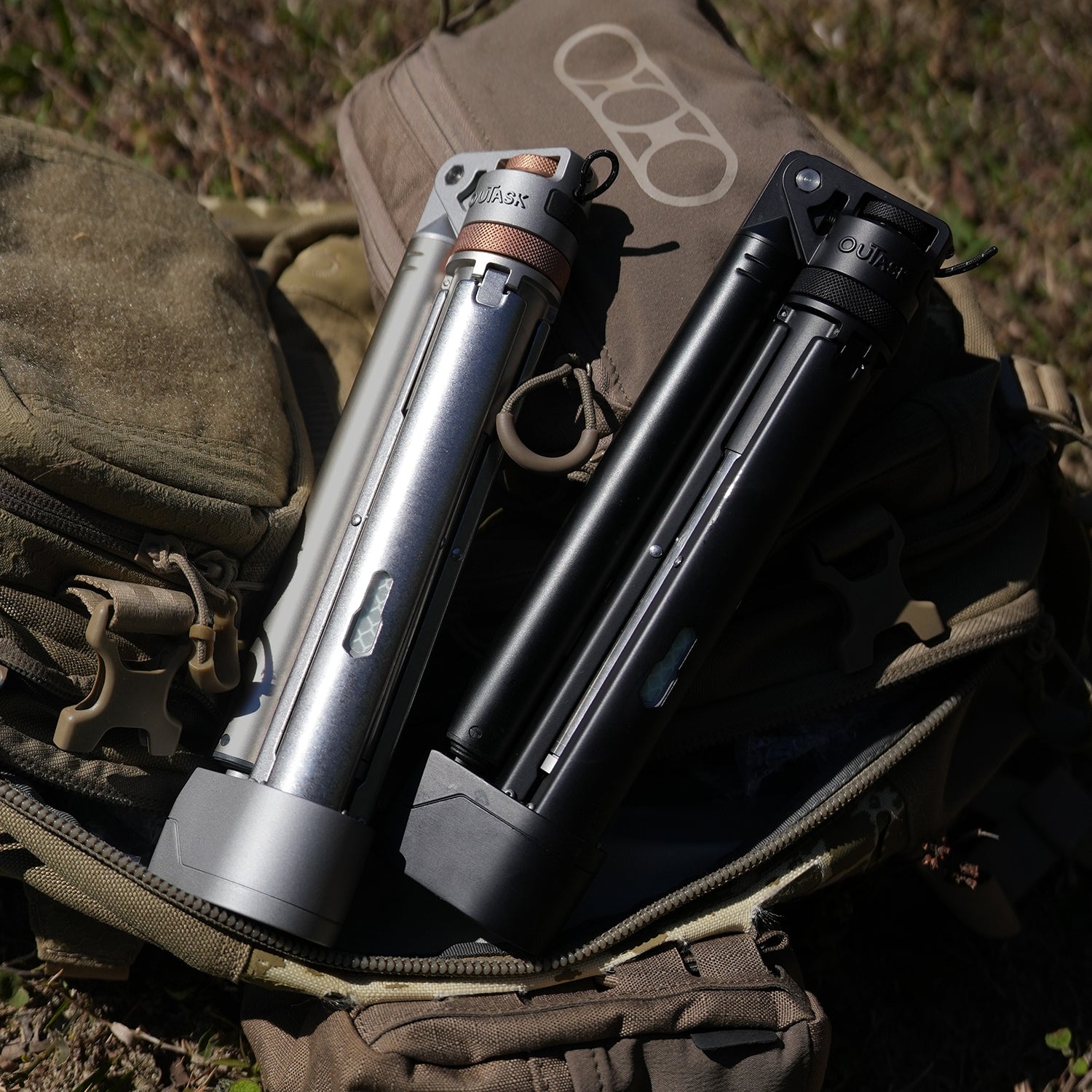 Portable Outdoor Lights TD2| Rechargeable & Telescopic - ouTask
